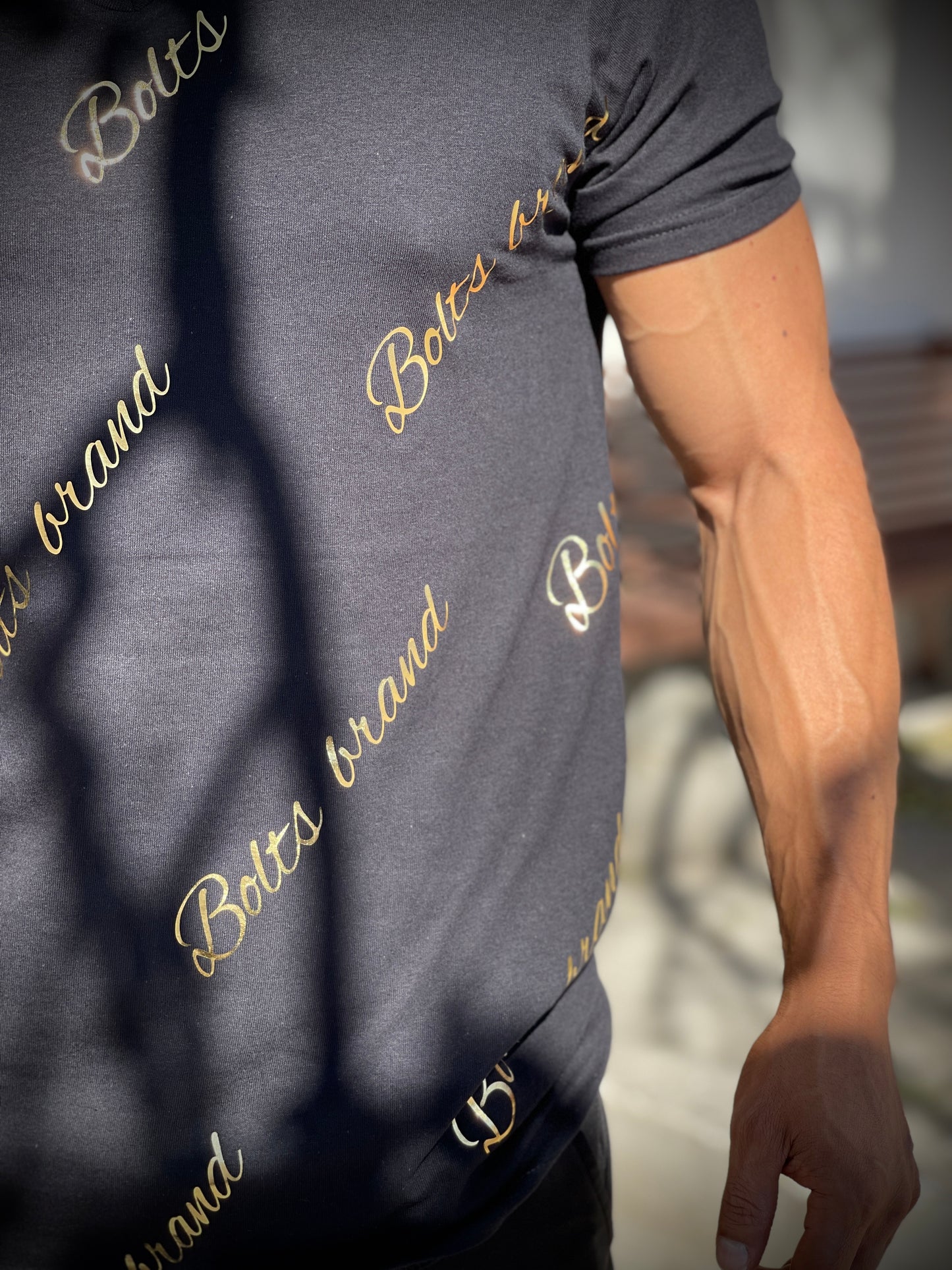 Bolts brand shirt đź‘•