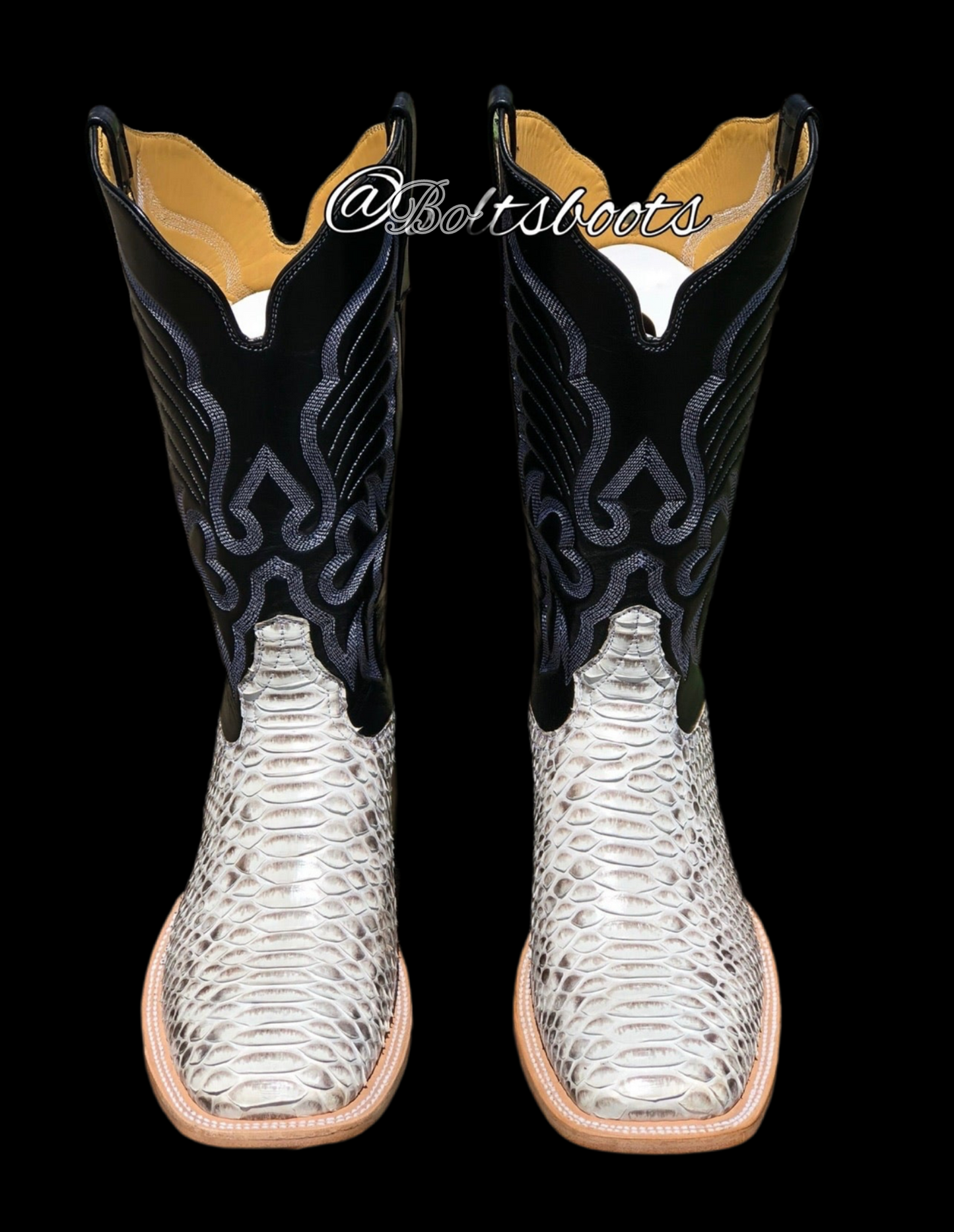 Natural python 🐍 Boltsboots signature